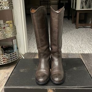 Frye Melissa button 2 brown boots size 7.5